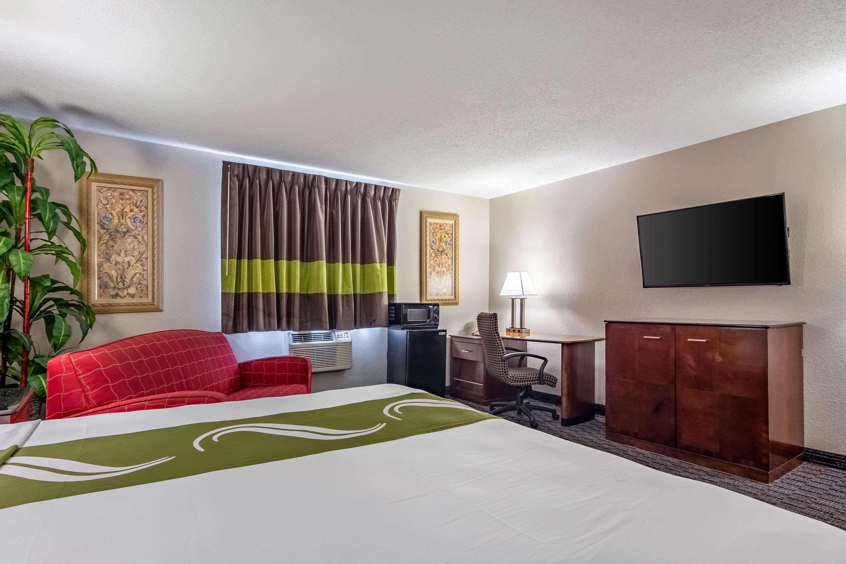 Quality Inn Atlanta Airport-Central Колледж Парк Экстерьер фото