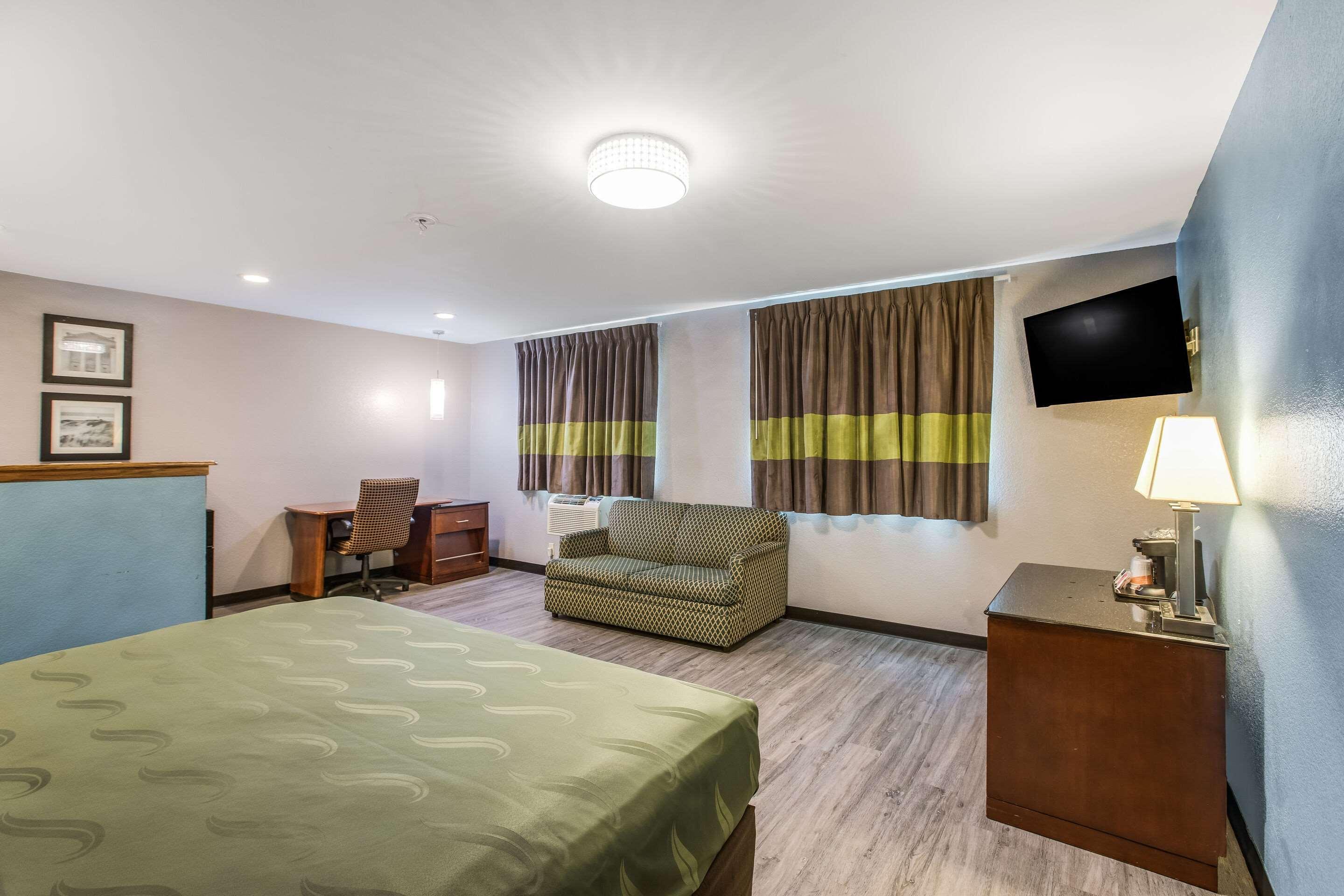 Quality Inn Atlanta Airport-Central Колледж Парк Экстерьер фото