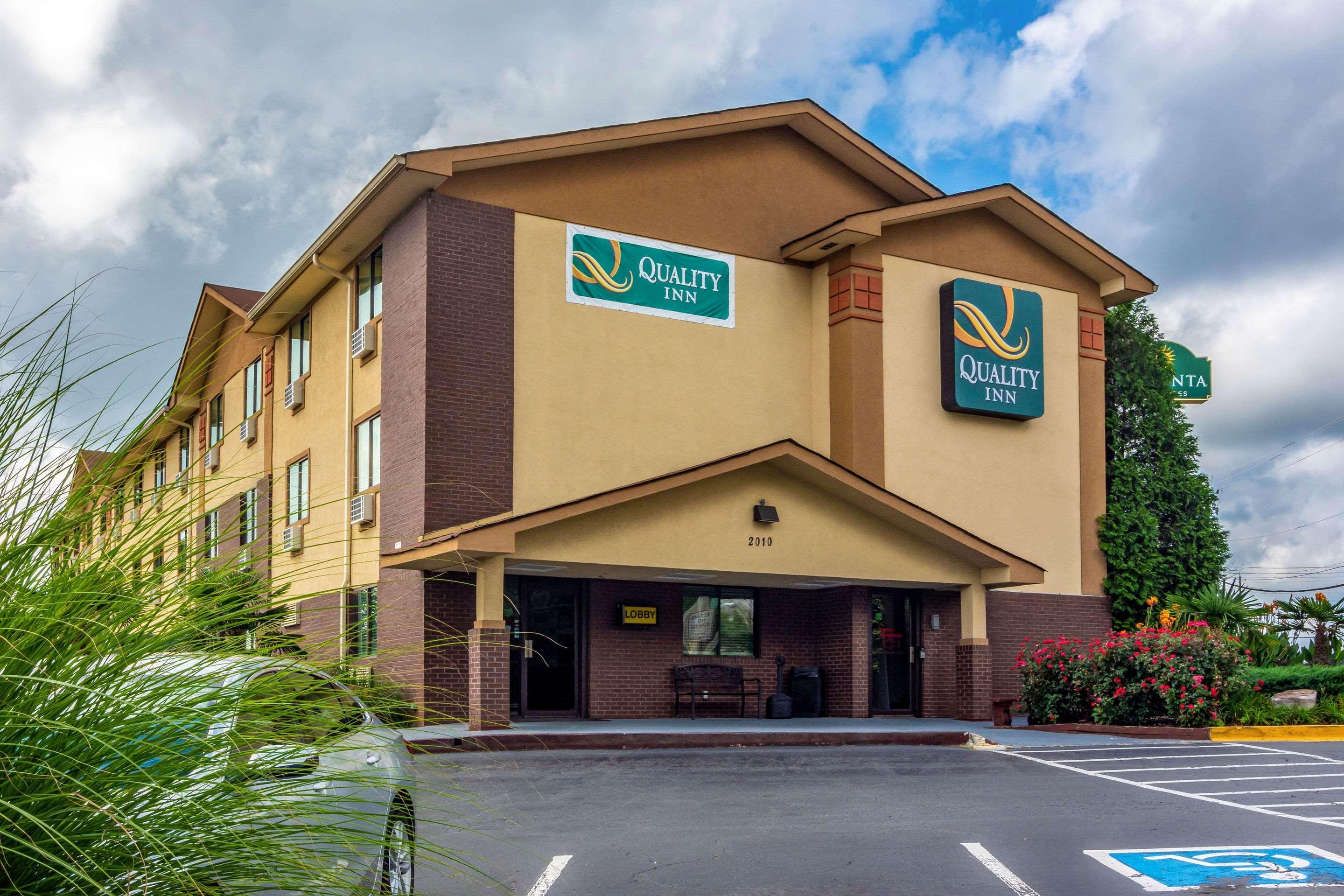 Quality Inn Atlanta Airport-Central Колледж Парк Экстерьер фото