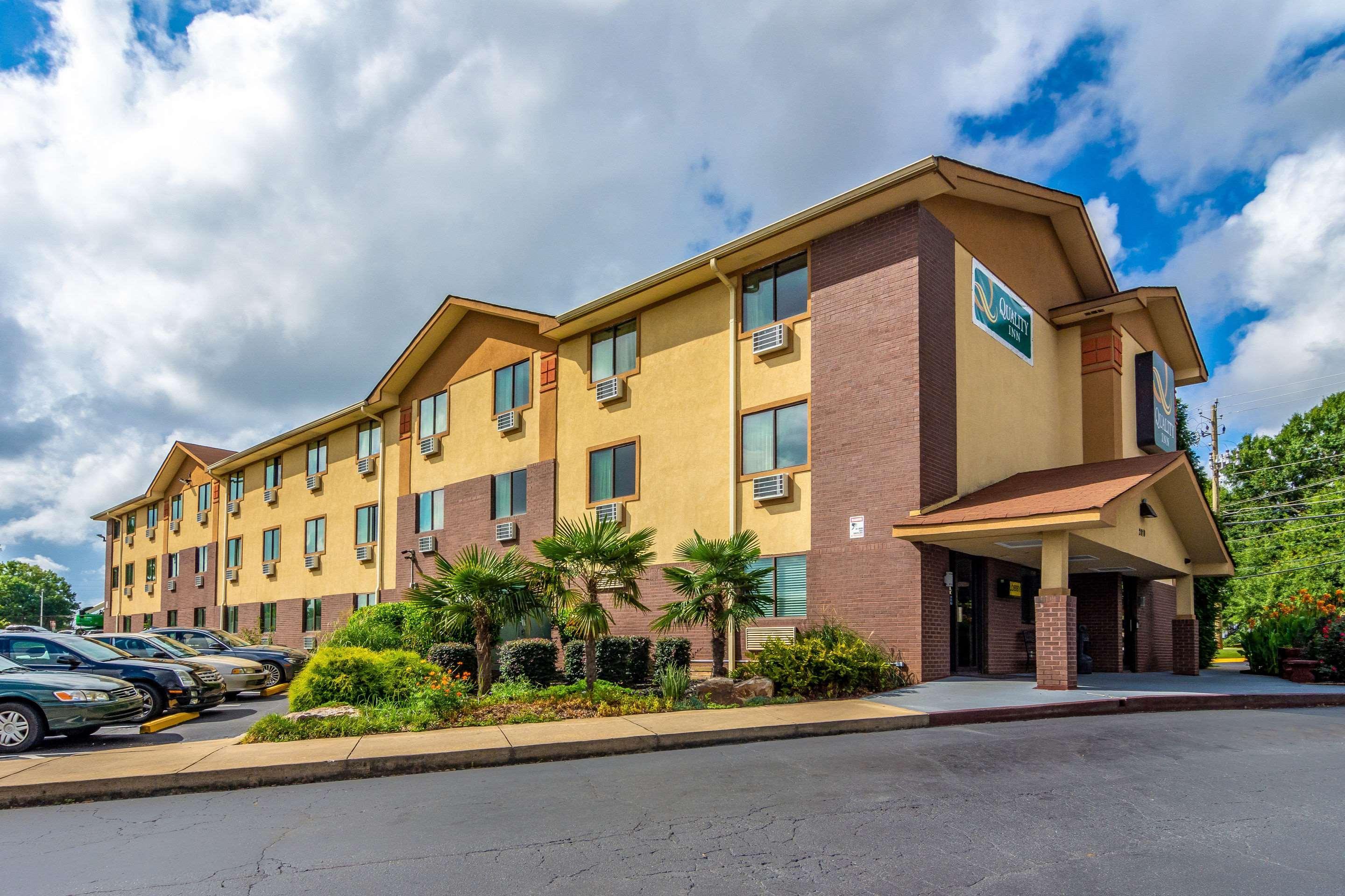 Quality Inn Atlanta Airport-Central Колледж Парк Экстерьер фото